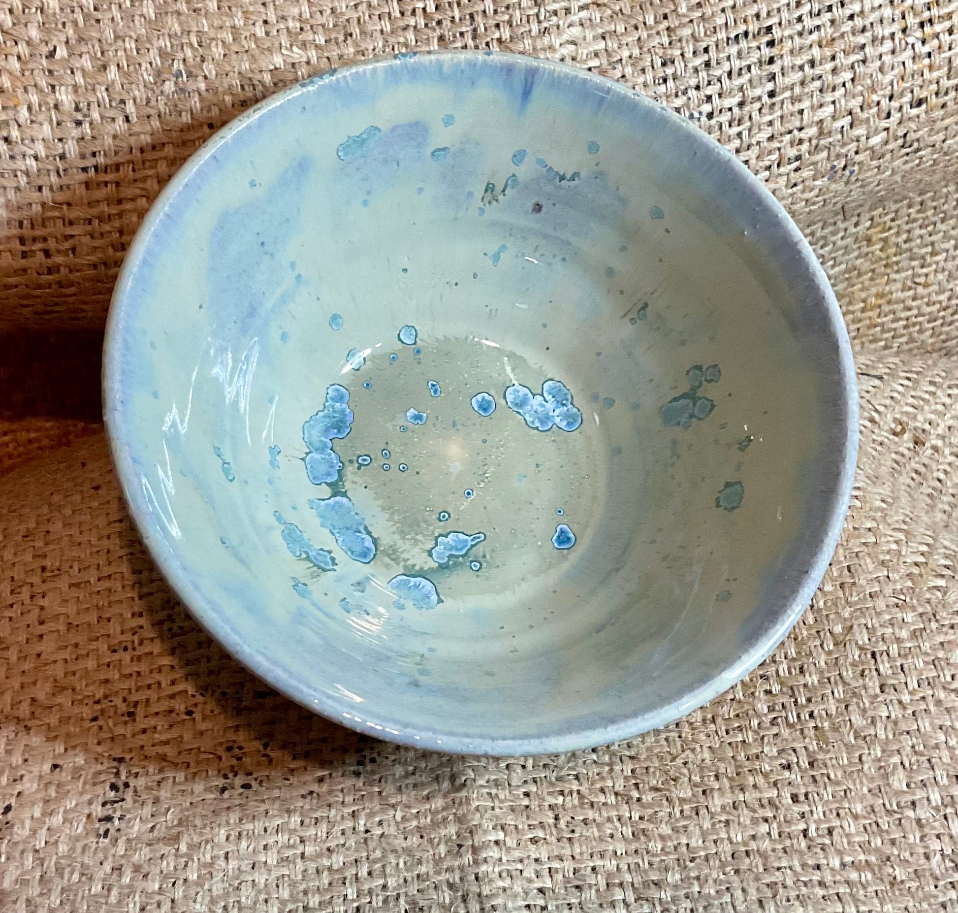 Pottery- blue snowflake medium bowl
