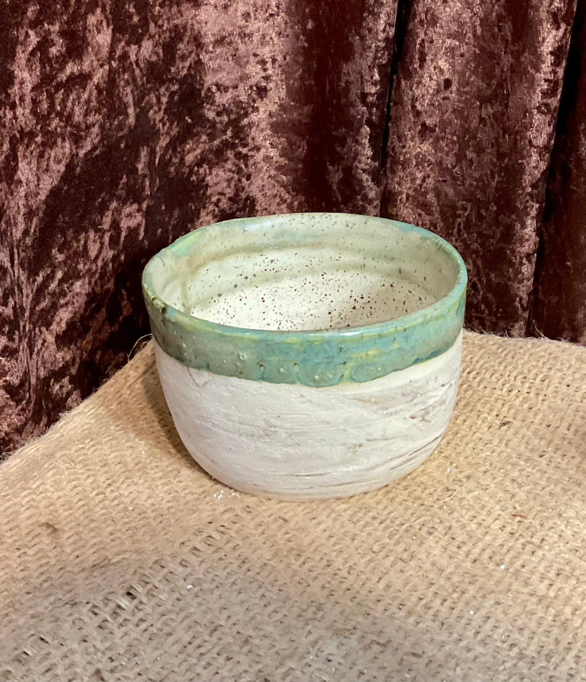 Pottery planter sm