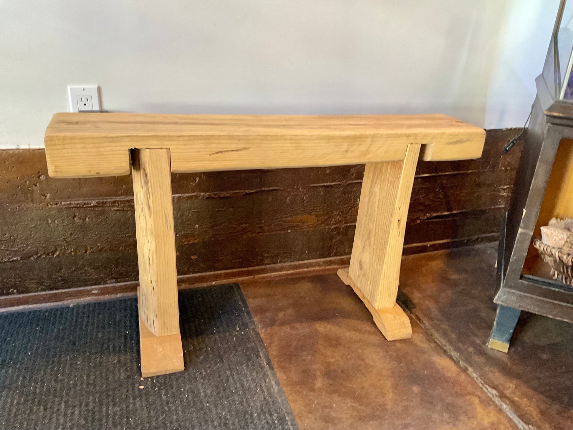 Medium unfinished bench