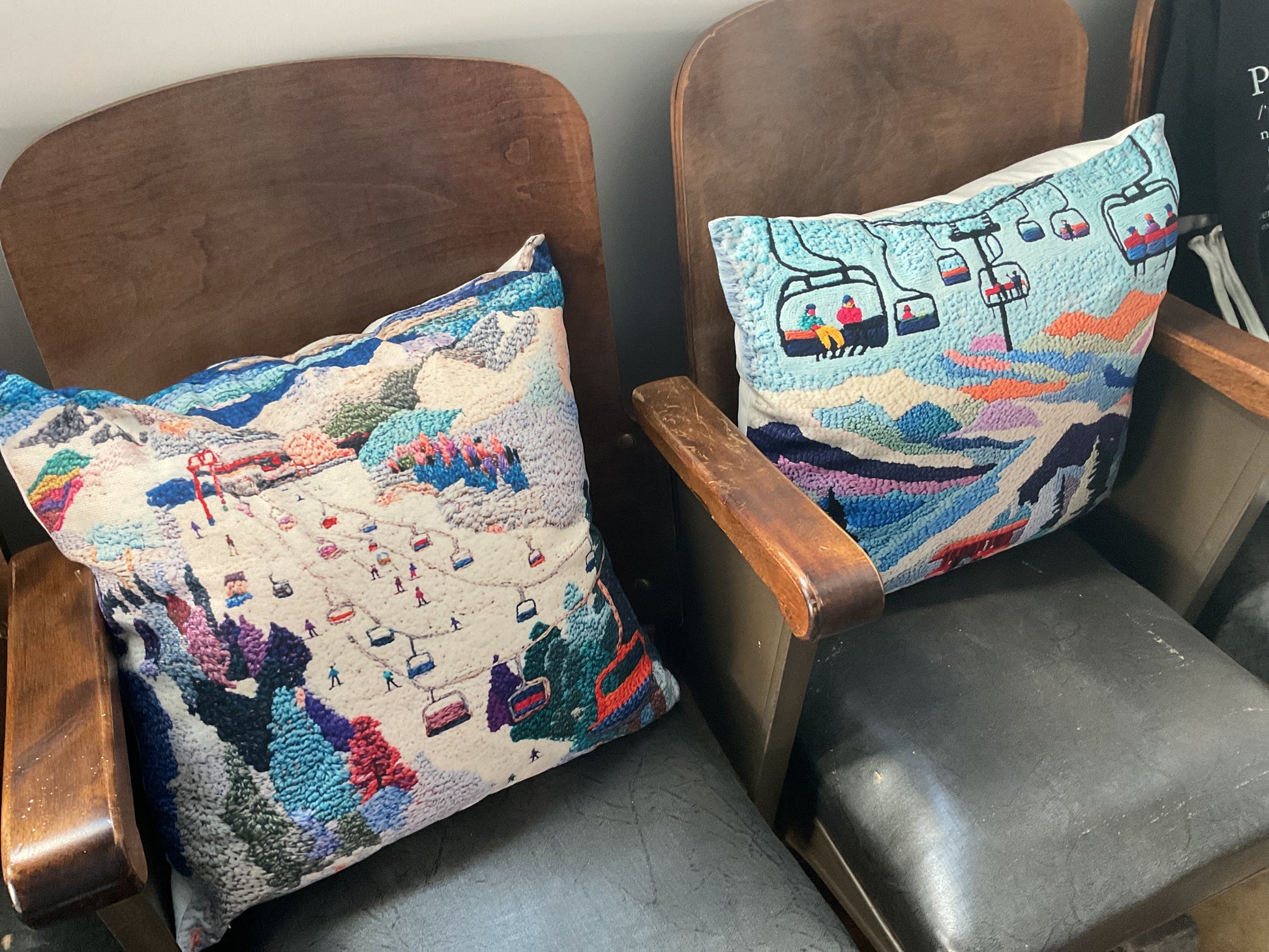 Pillow-chair lift
