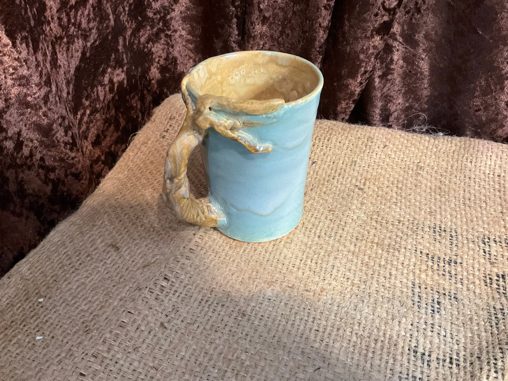 Pottery tree mug