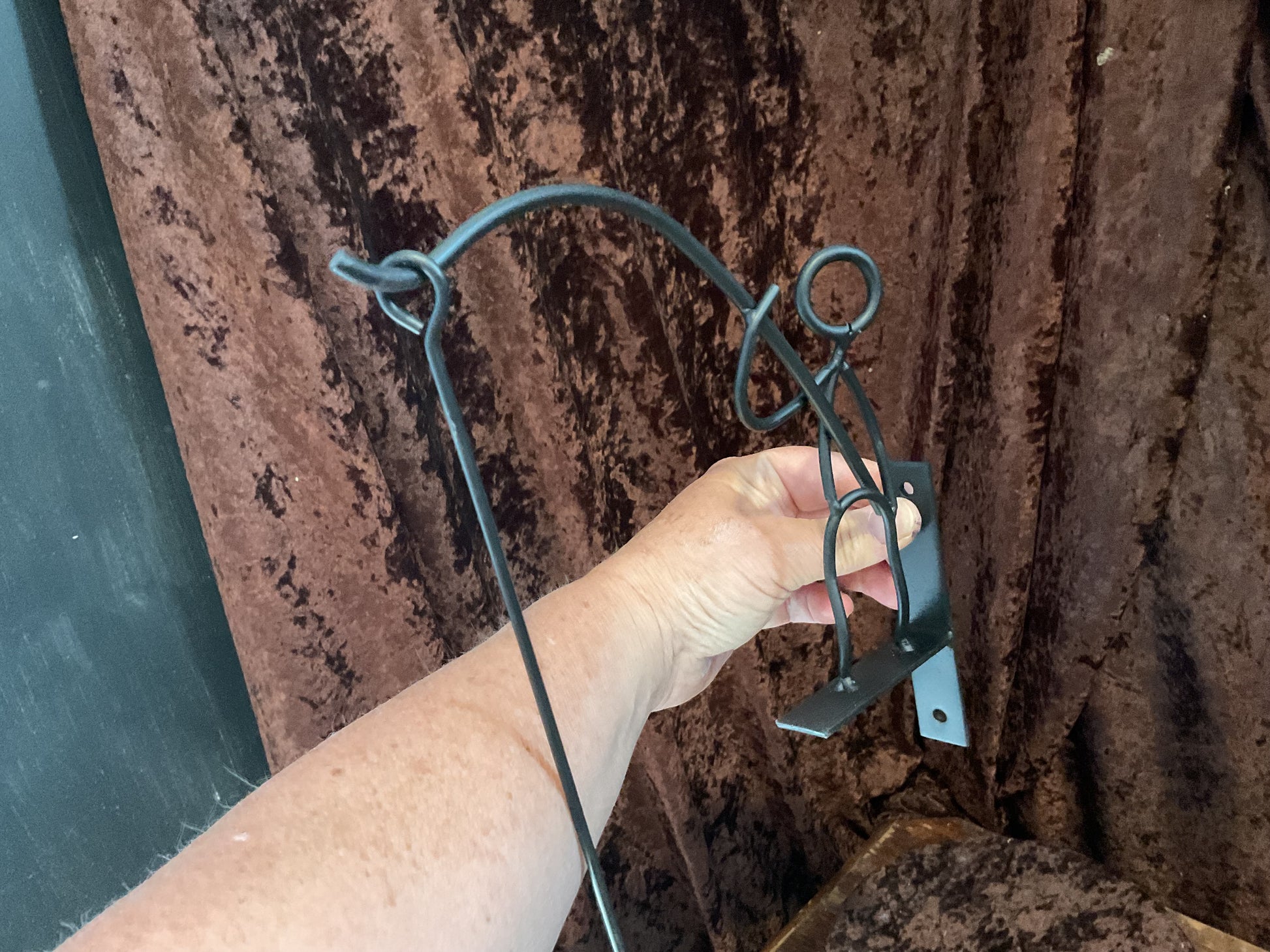 Fishing wall hook