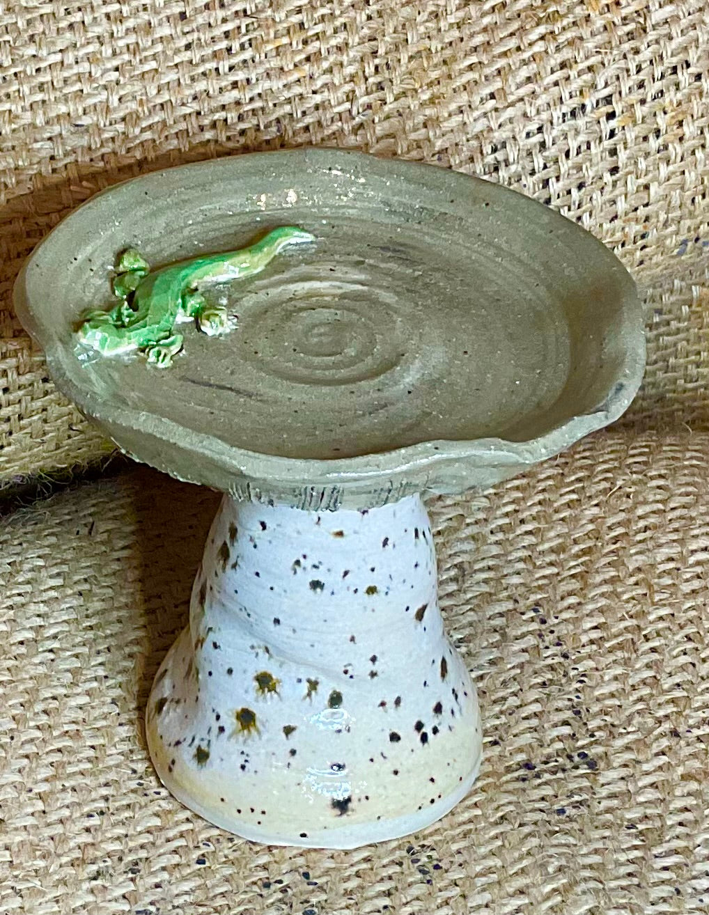 Pottery- 4 inch fat mushroom with lizard
