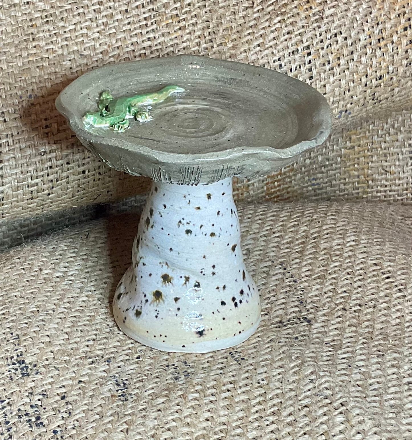 Pottery- 4 inch fat mushroom with lizard