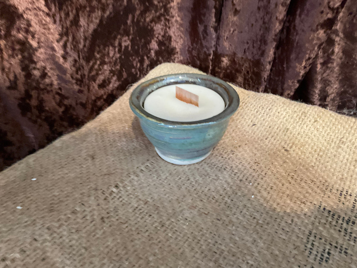 Pottery candle