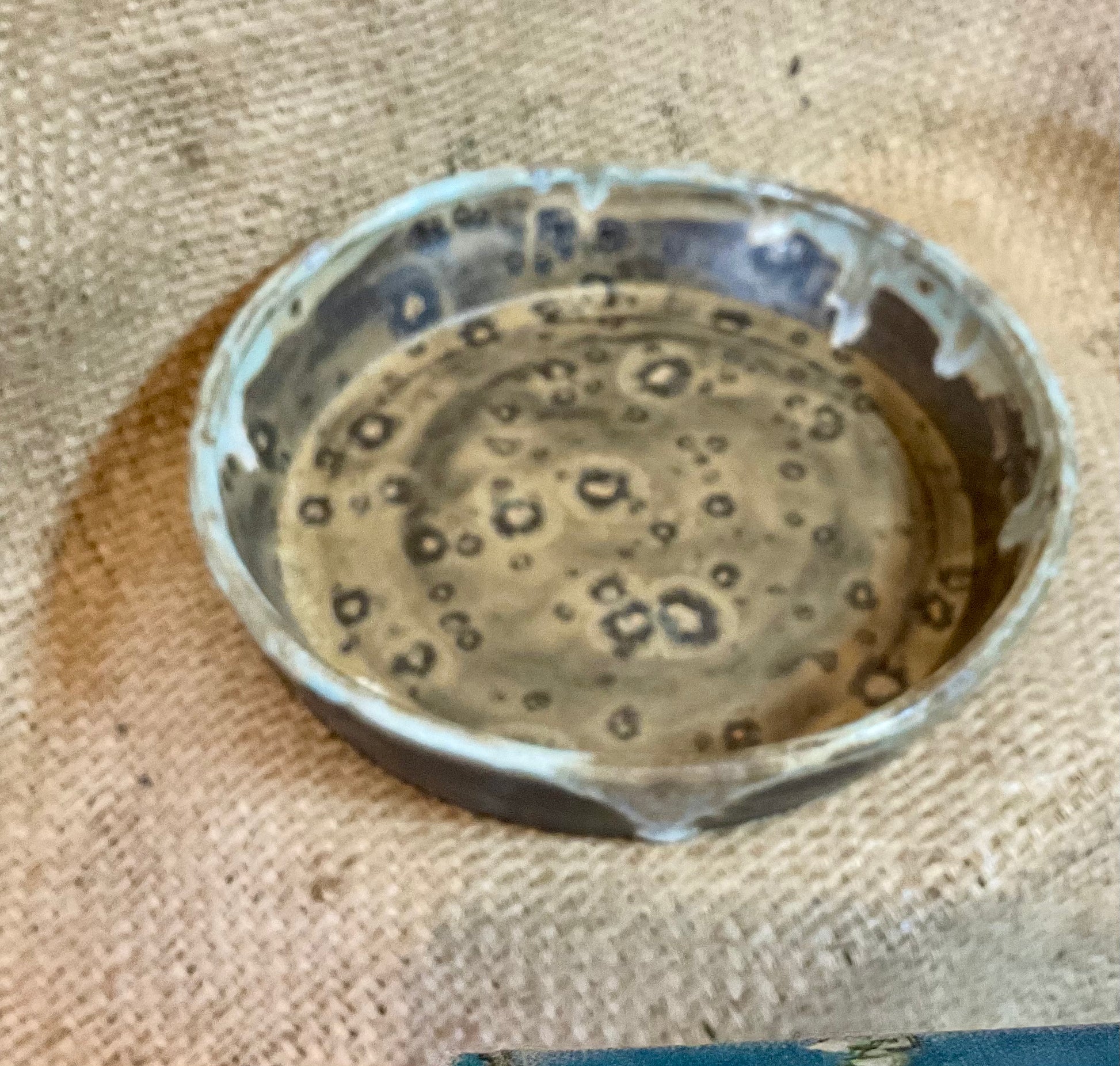 Pottery- pie/quiche dish