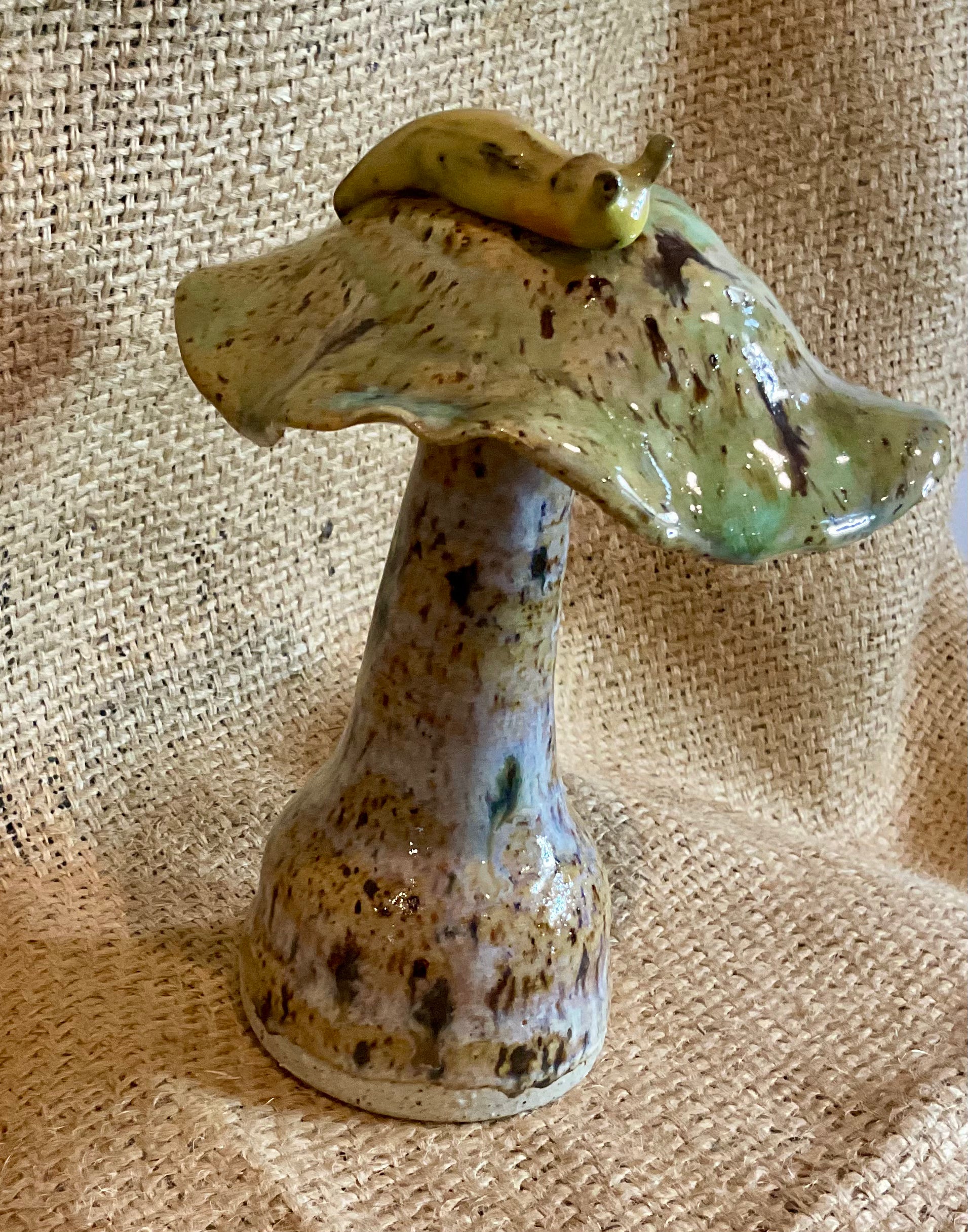 Pottery-mushroom w/slug
