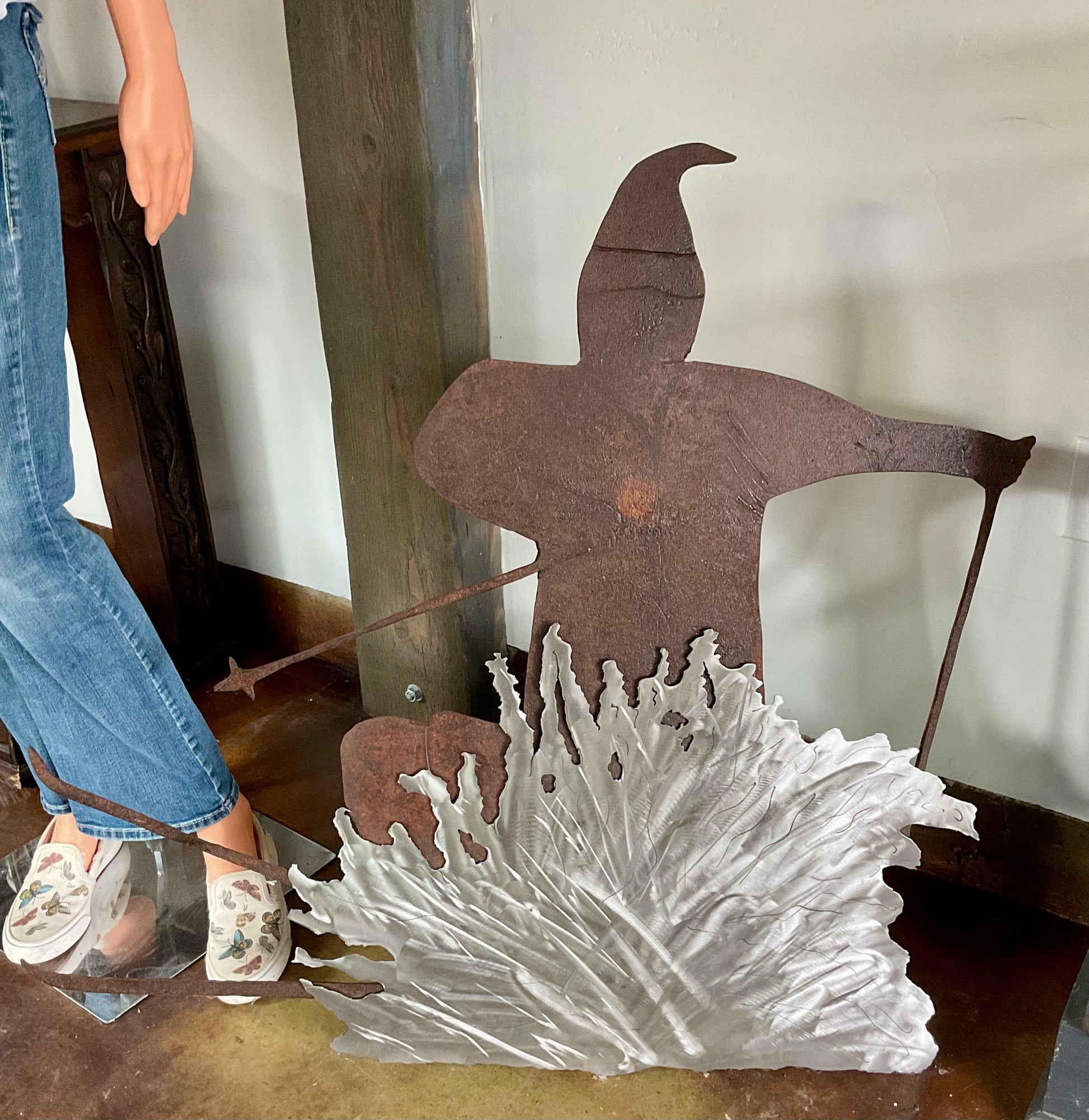 Metal skier yard or wall art