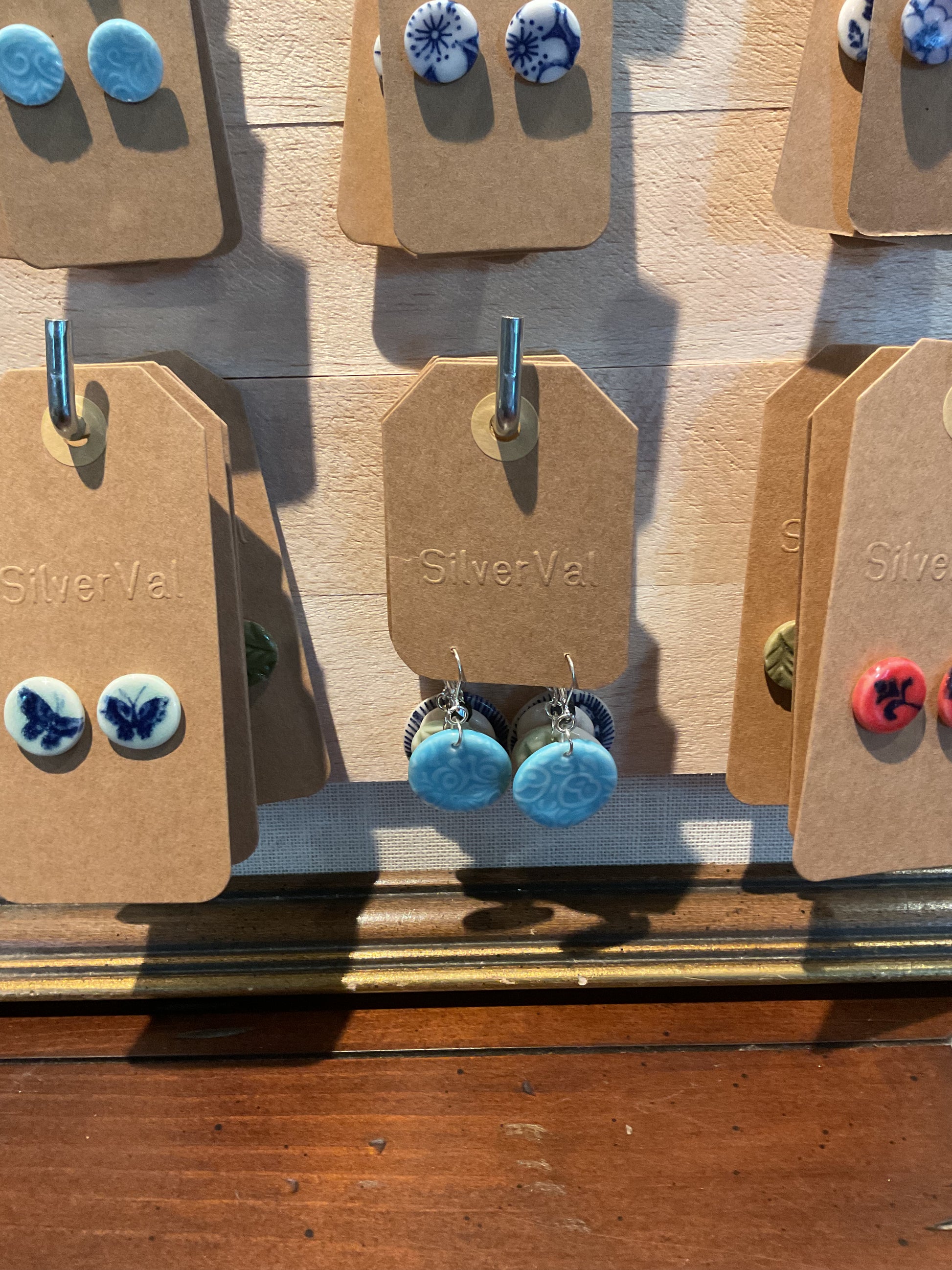 Silver Val Dangle earrings
