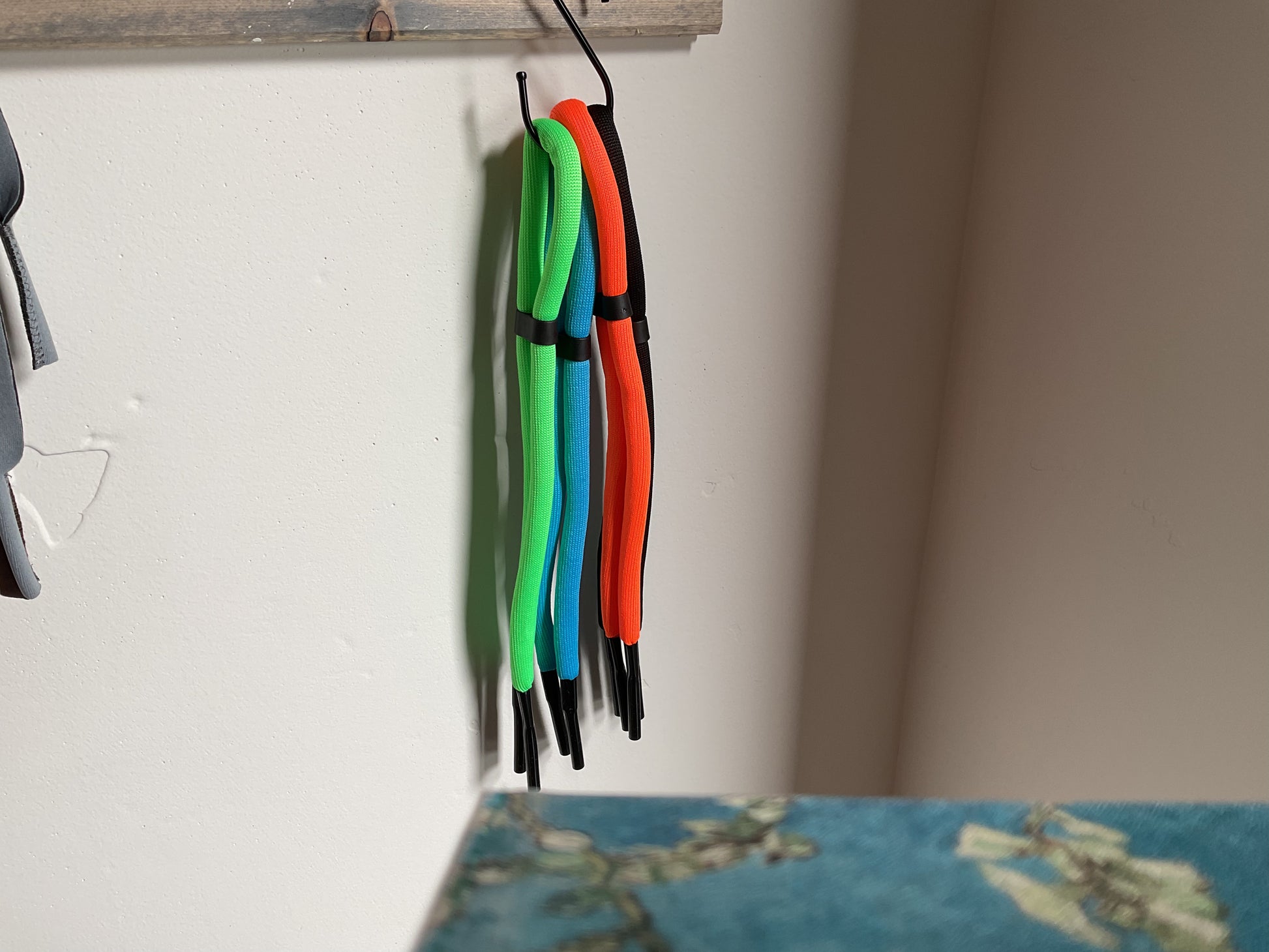 sunglass leash FLOAT
