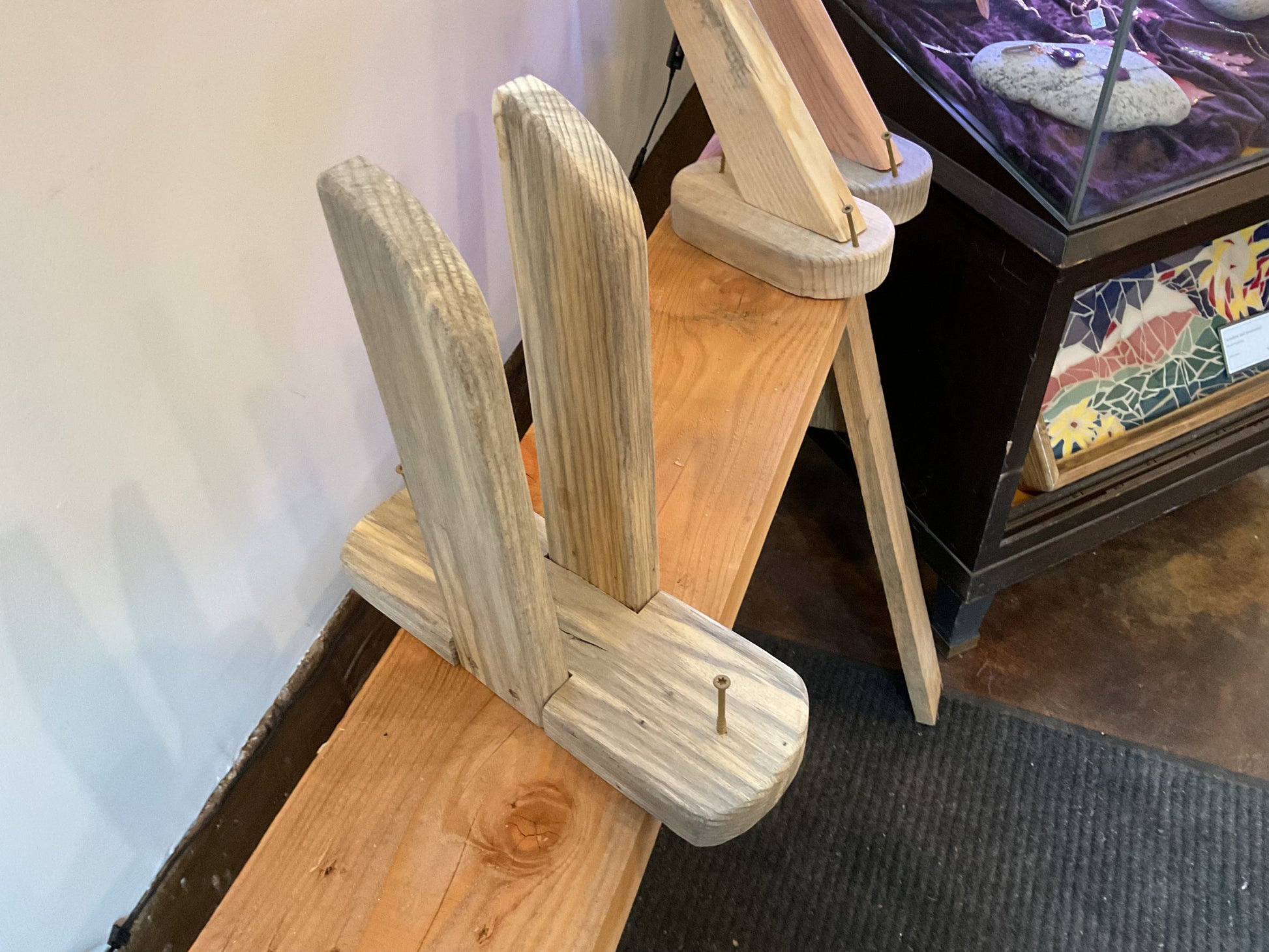 Ski/snowboard holder