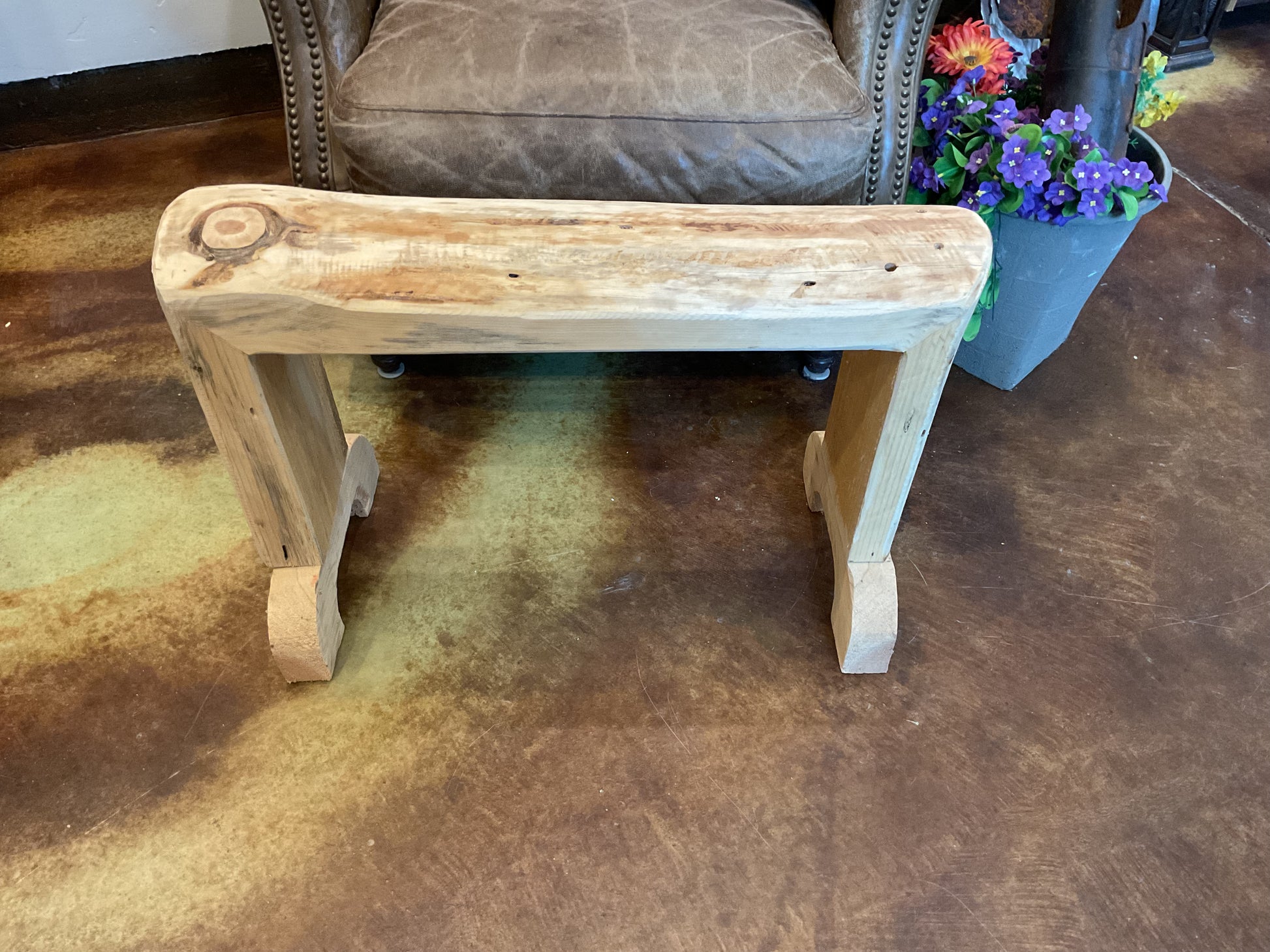 Small rounded bench